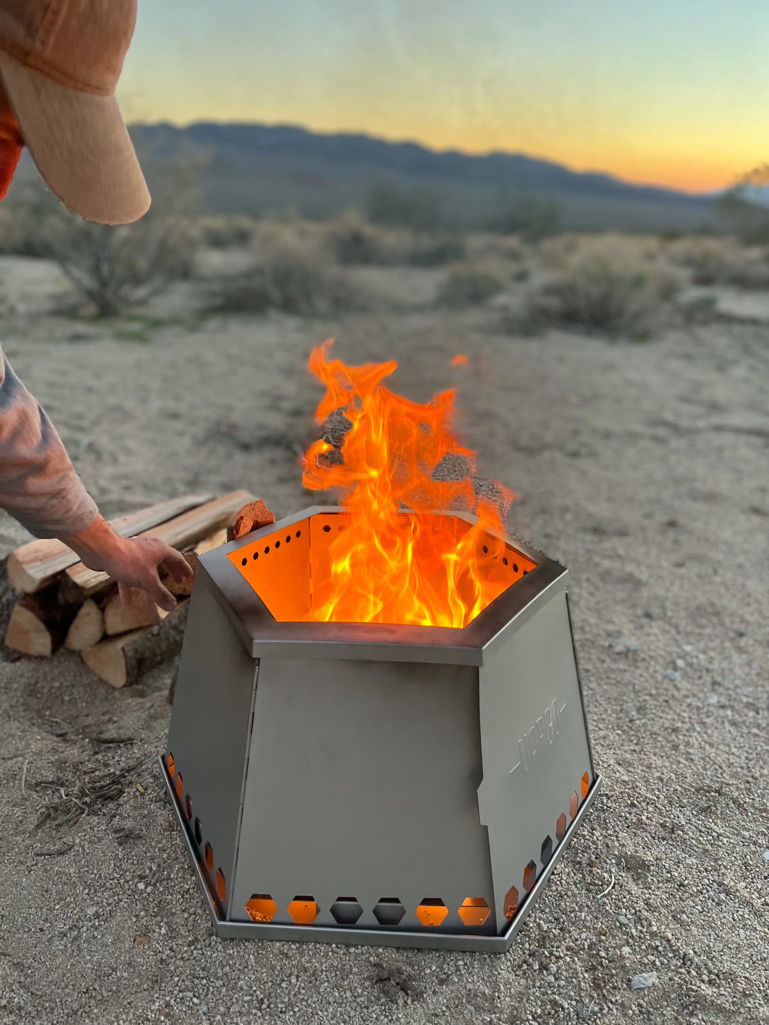 vargo megahex in the desert